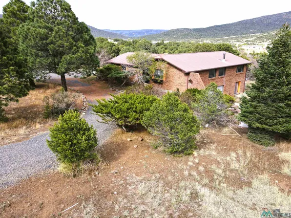 15 Southfork Rd, Raton, NM 87740