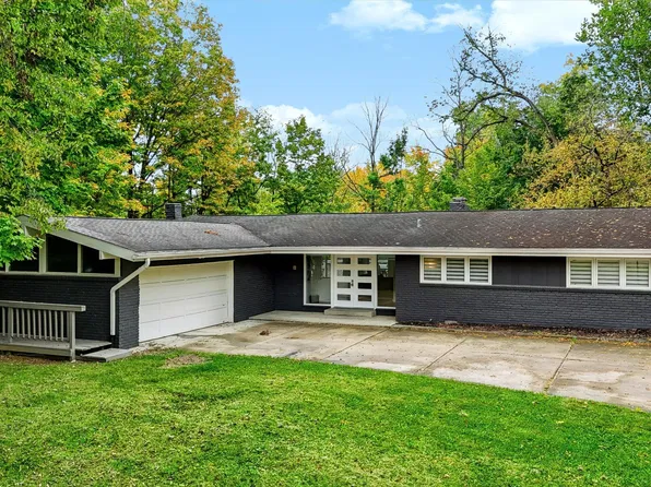 145 Bexhill Dr, Carmel, IN 46032