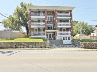 709 W Truman Rd APT 1-B, Independence, MO 64050