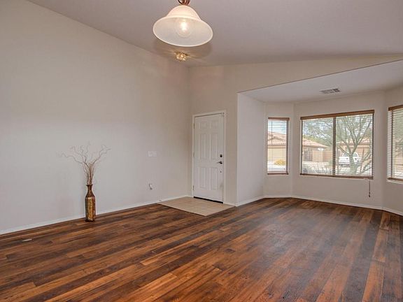 5th image of 10807 E Wallflower Ln
