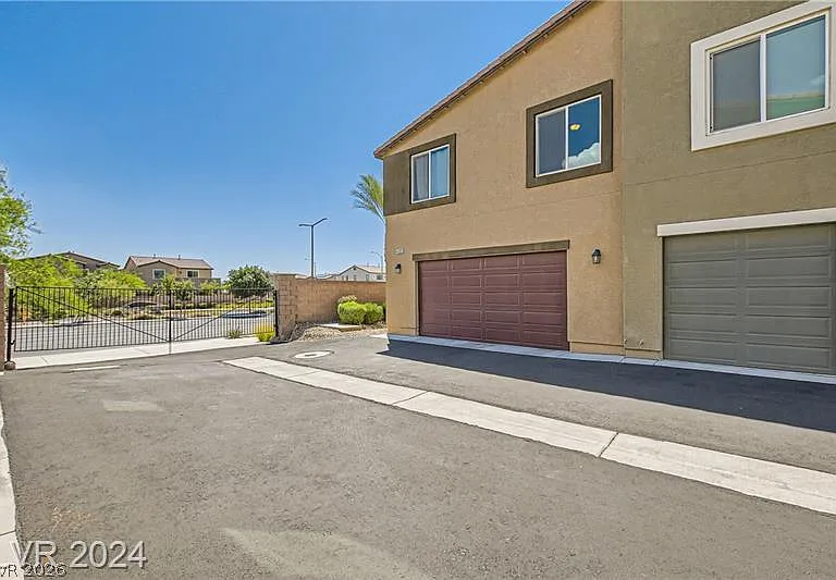 4393 Fire Glow Ave — Photo 28