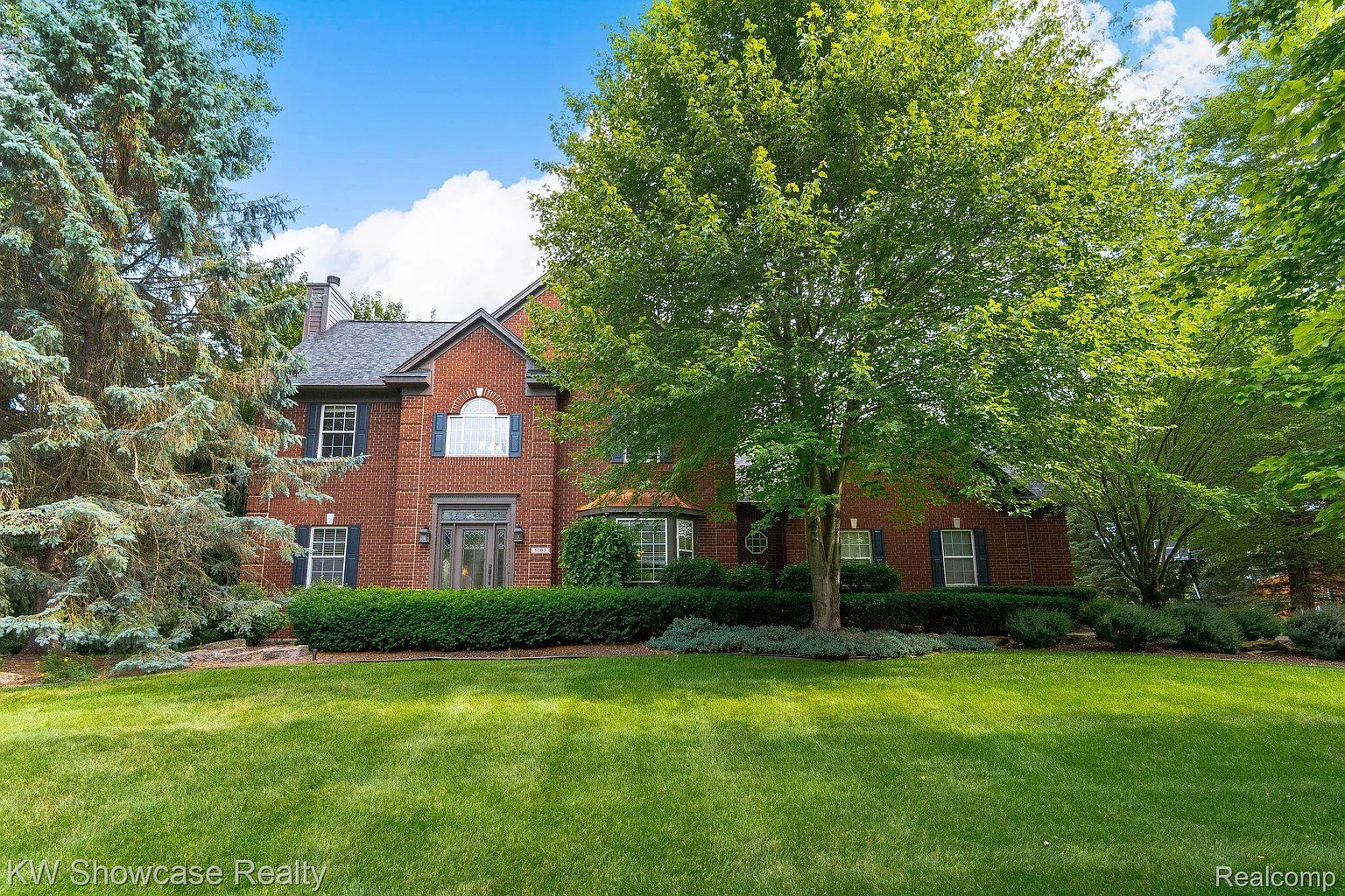6103 Rosewood Pkwy photo 1