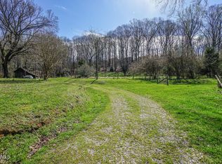 2001 Oak Grove Rd, Lenoir City, TN 37771