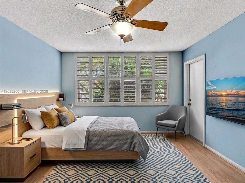 777 S Federal Hwy APT C107, photo 3