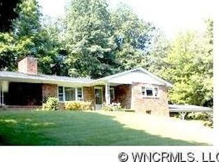 5 Pyfrom Dr, Swannanoa, NC 28778