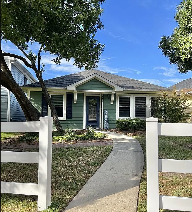 1st image of 6807 Kingwood Glen Dr