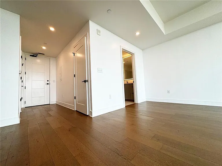 788 W Marietta St #1107 — Photo 12
