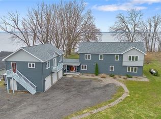 20 Youman Rd, Bernhards Bay, NY 13028