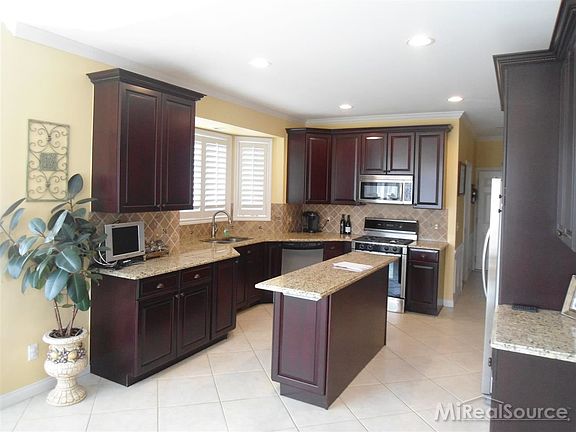 2nd image of 18538 Palmer Dr