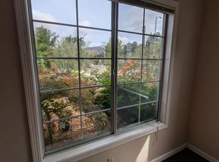 5094 Charmian Dr, Santa Rosa, CA 95409