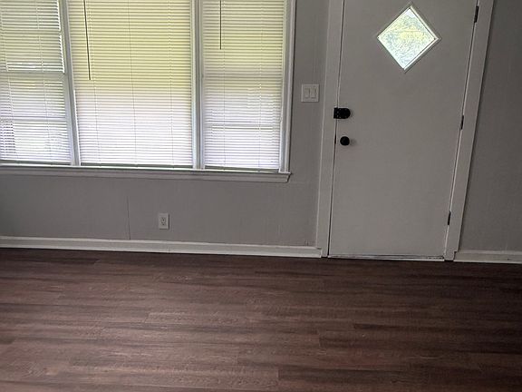 4th image of 1861 Kitchens Rd