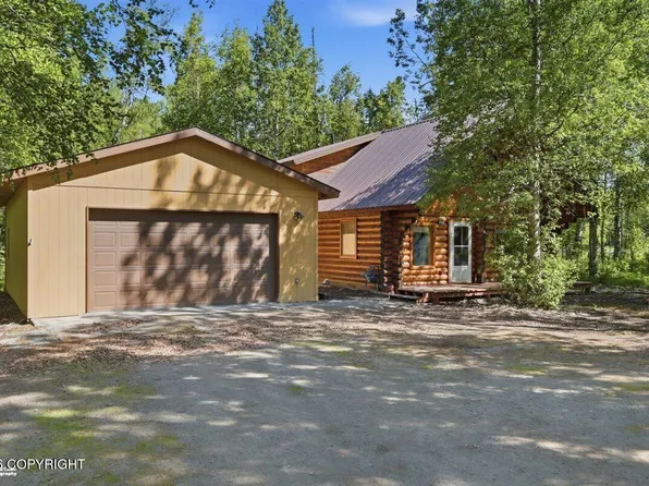 701 E Creekside Dr, Wasilla, AK 99654
