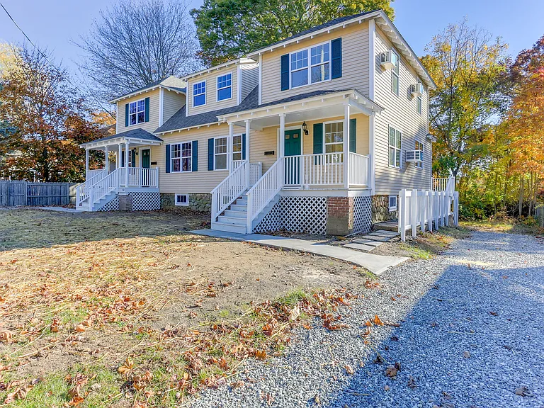 51 Warner St — Photo 2