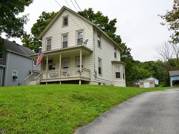 2nd image of 92 Newton Ave