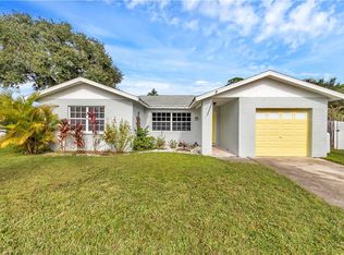 812 Saint Catherine Dr N, Dunedin, FL 34698