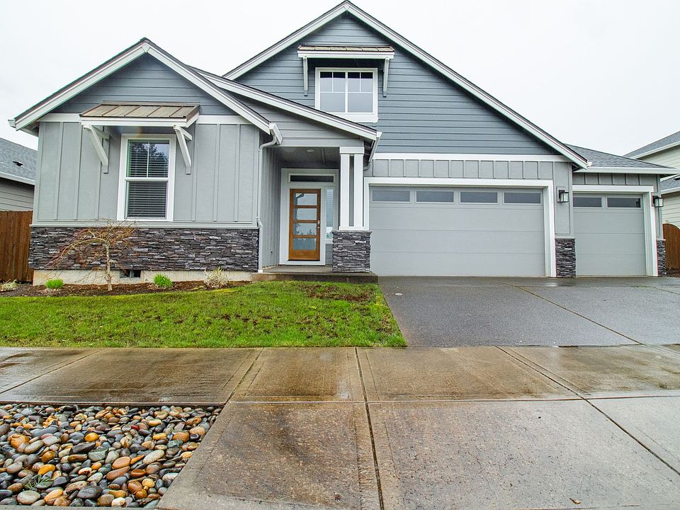 1st image of 5811 NE 134th St