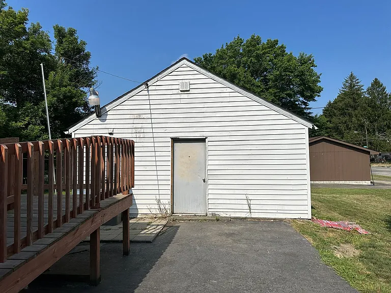 110 Halls Heights Ave — Photo 17