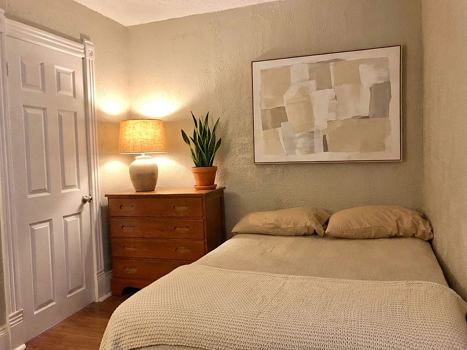 1st image of 111 Herkimer St #3
