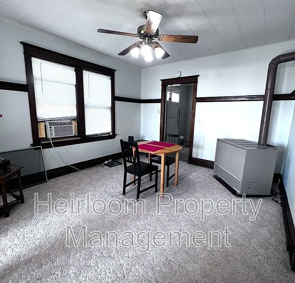 17 E 6th St #2 — Photo 7