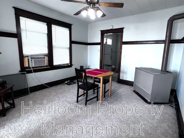 17 E 6th St Unit 2, Duluth, MN 55805