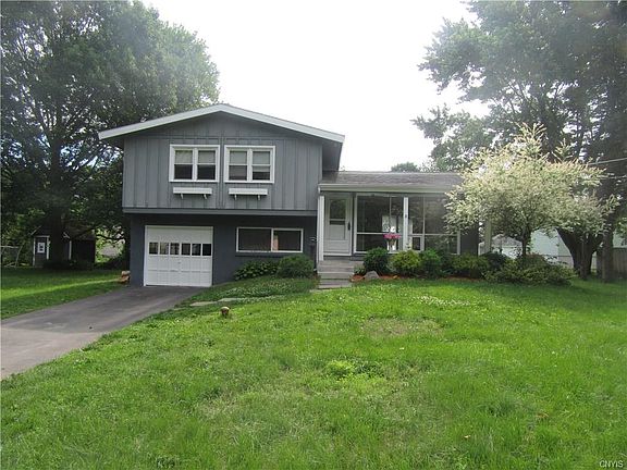 2nd image of 7342 Rosewood Cir
