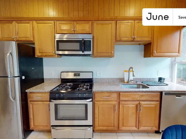 21 Rossmore St, Somerville, MA 02143