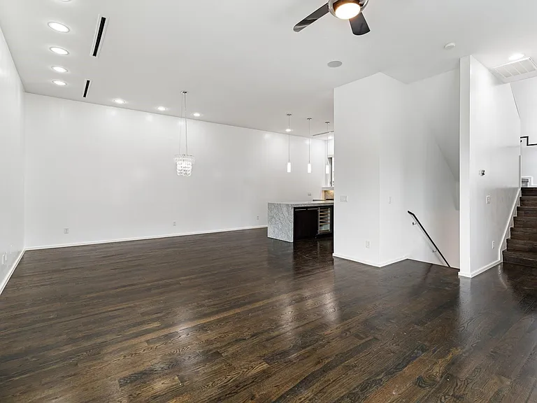 1728 Michigan St #B — Photo 4
