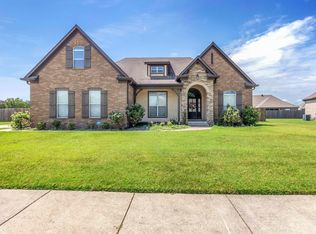806 Cherokee Trce, Marion, AR 72364