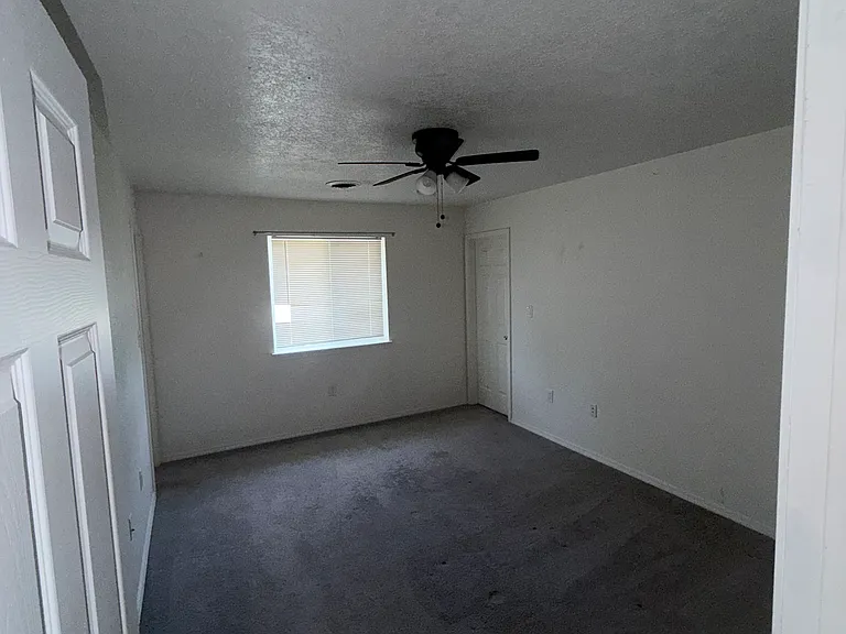 521 Ginger St — Photo 9