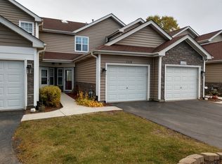 1115 Regency Ct, Schaumburg, IL 60193