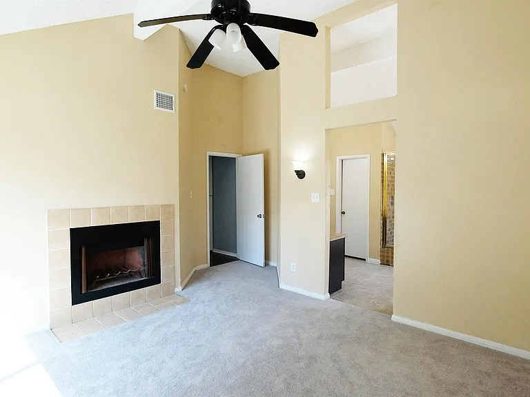 1203 Beckwood Cir — Photo 14