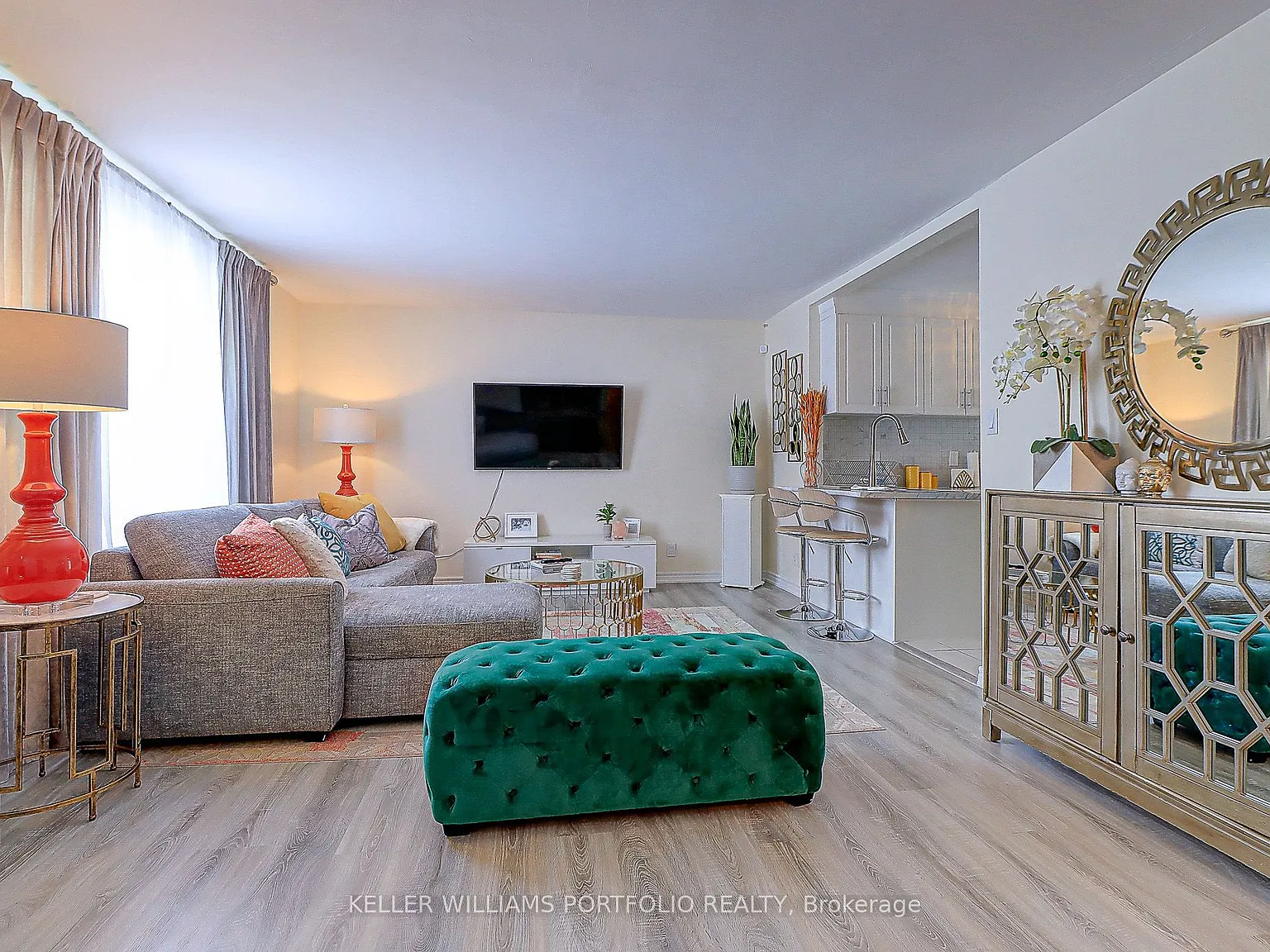 4 bed, $3,900 — Photo 3