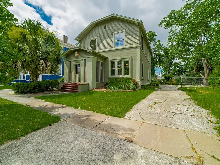 1220 E Duffy St — Photo 22