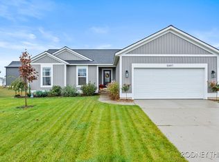 10497 Camfield Ct, Allendale, MI 49401
