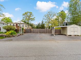 31 Mayflower Rd, Norton, MA 02766