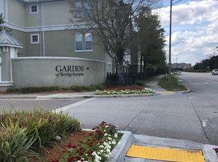 8290 Gate Pkwy #128, Jacksonville, FL 32216
