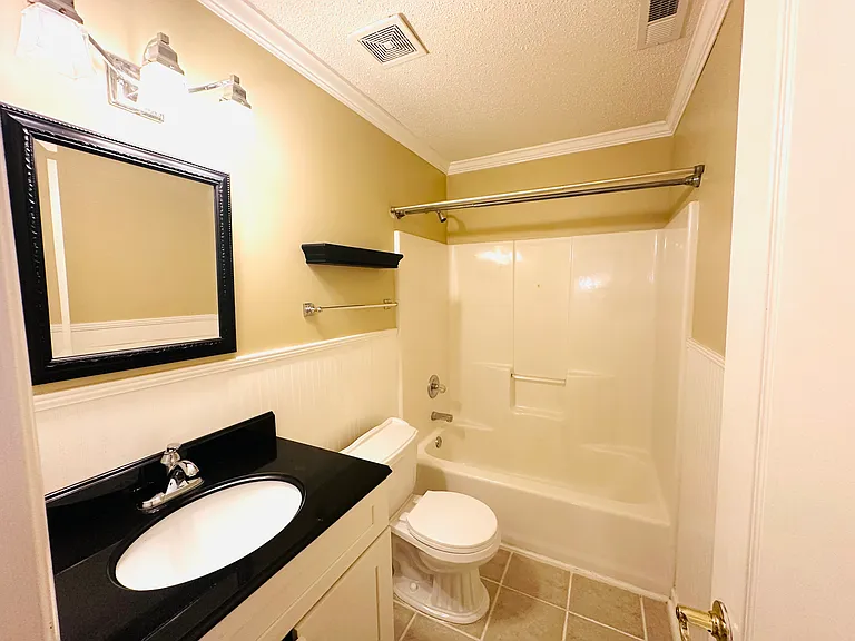 101 Foxwatch Cir — Photo 10