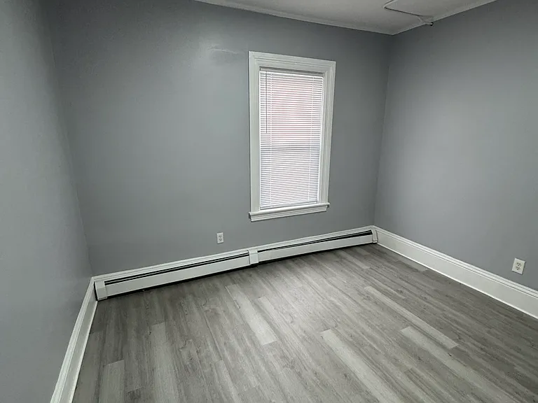 592 Front St #1 — Photo 19