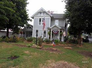 1026 1st Ave, Gallipolis, OH 45631