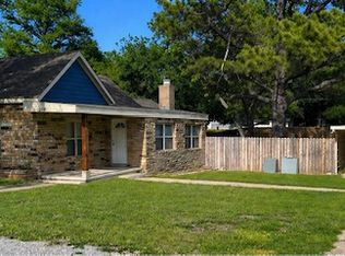 211 S 6th St, Noble, OK 73068
