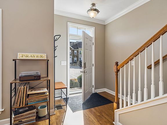 4th image of 3027 Newport Valley Cir #J2