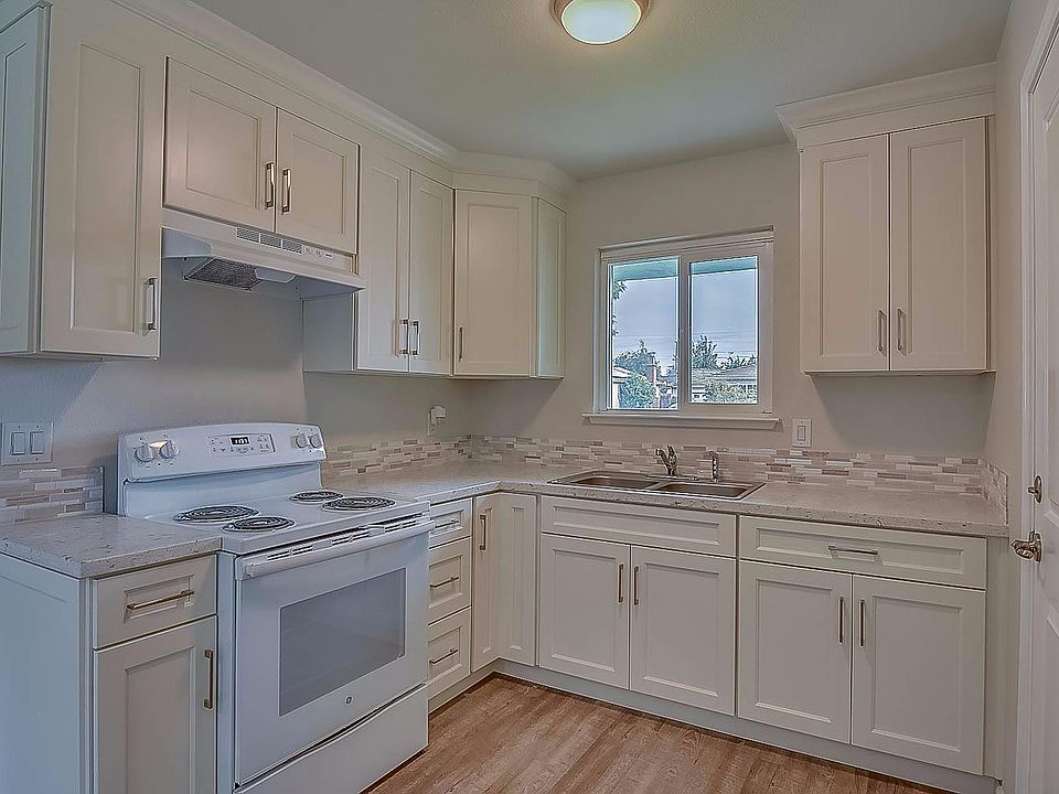 1st image of 1133 Glenhurst Dr
