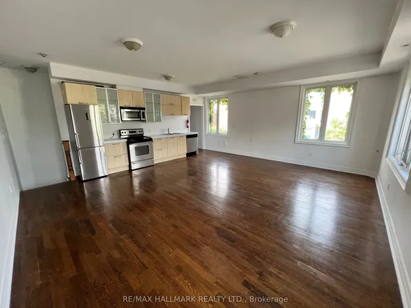 215 Heward Ave, Toronto, ON M4M 2T6