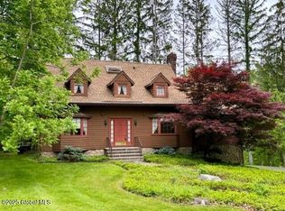 1717 New Scotland Rd, Slingerlands, NY 12159