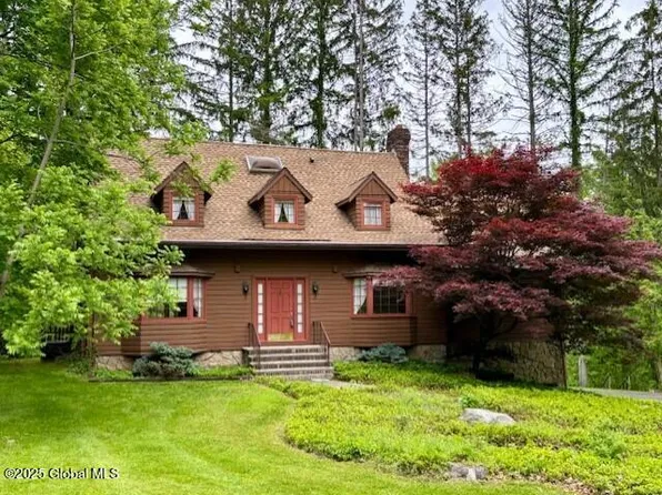 1717 New Scotland Road, Slingerlands, NY 12159