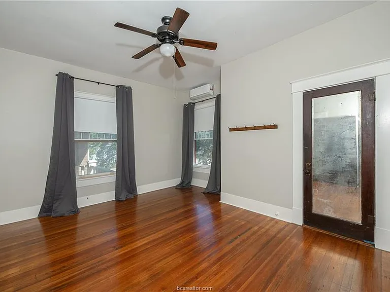 206 S Sims Ave — Photo 9