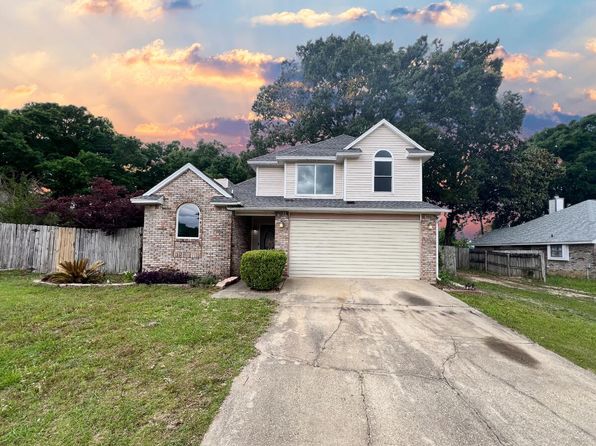 5940 Creekside Cir, Crestview, FL 32536