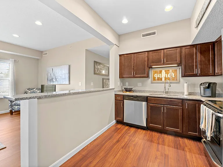 558 Colony Park Dr #301 — Photo 14