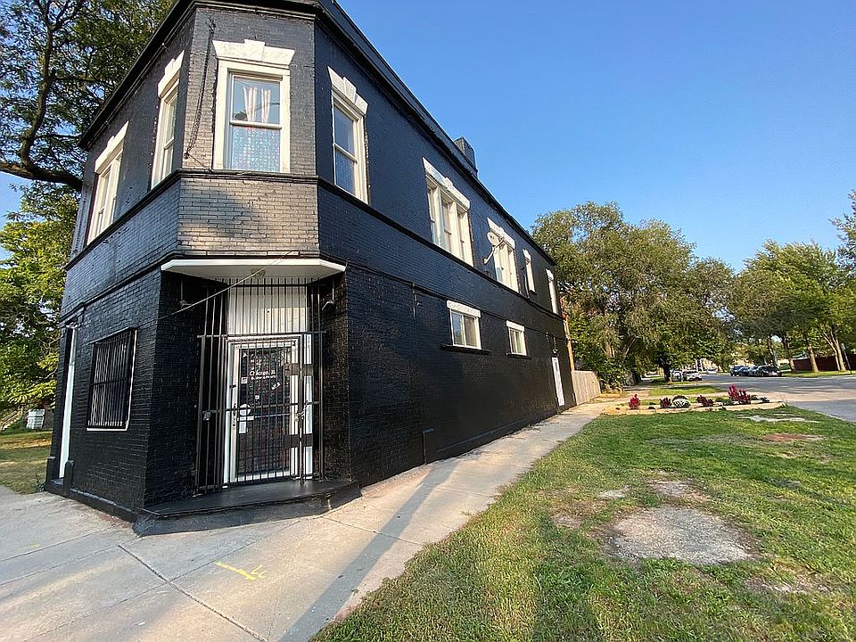 1st image of 1877 S Kedzie Ave