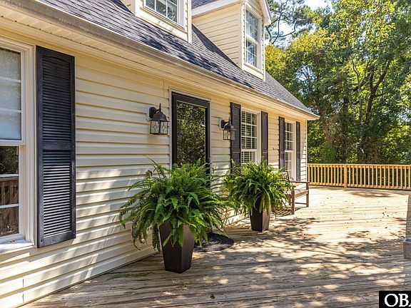 2nd image of 104 Azalea Ct